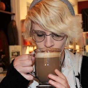 Meet your Posher, Lani